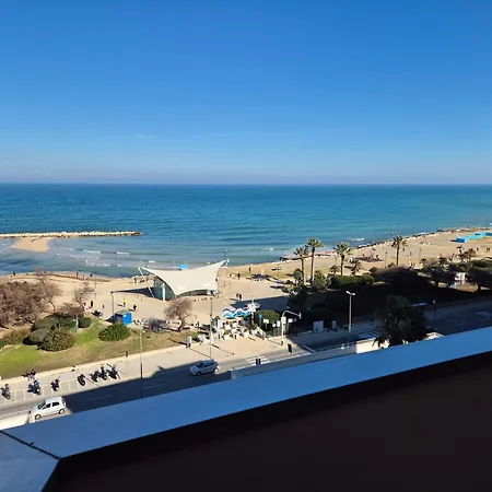 Front Beach Apartment - 3 Bedrooms Bari Exterior foto